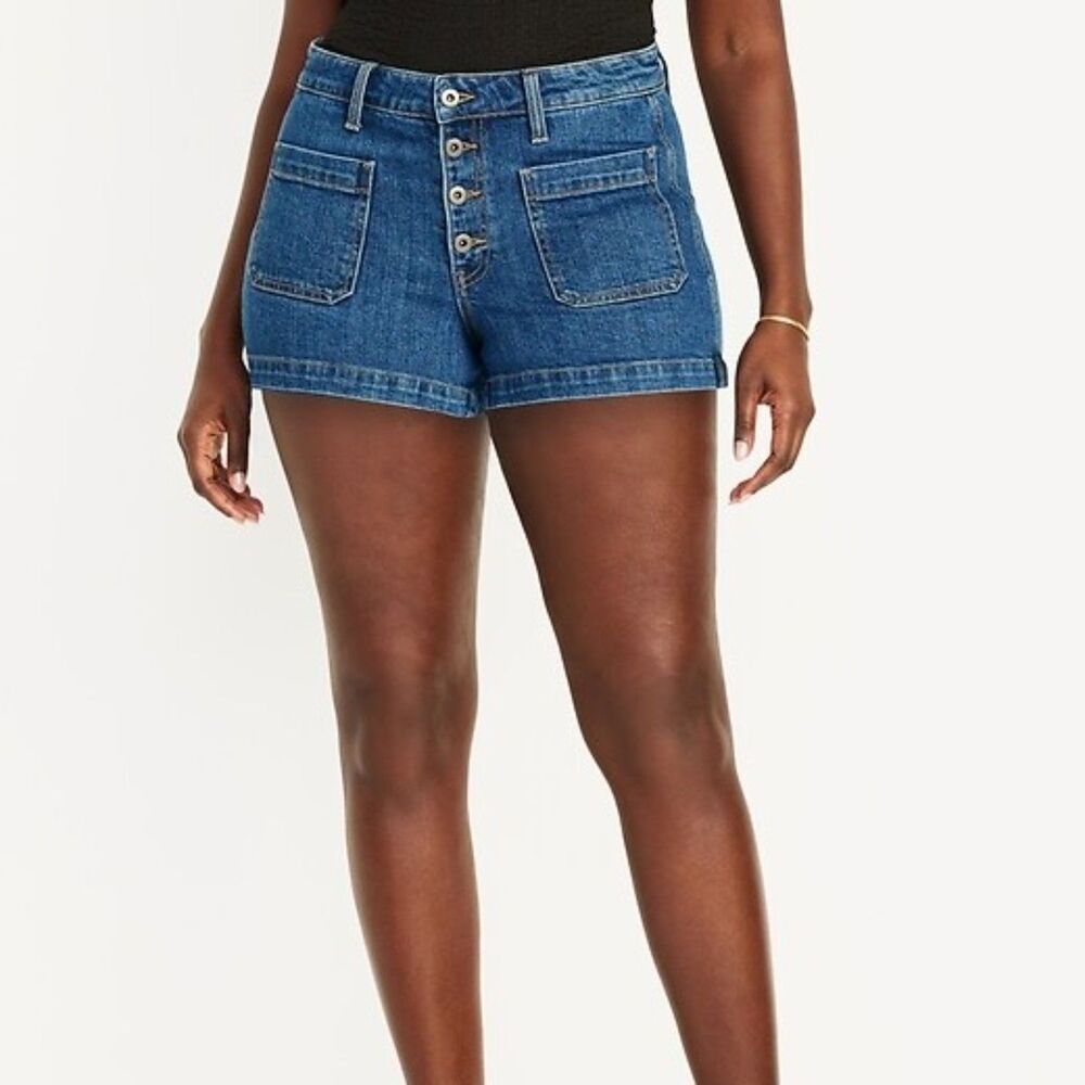 NWT Old Navy High-Waisted Jean Trouser Shorts- Size 8